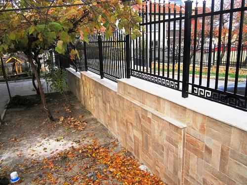 Ограда-Гнайс(формен)и плотове гнайс (формен)